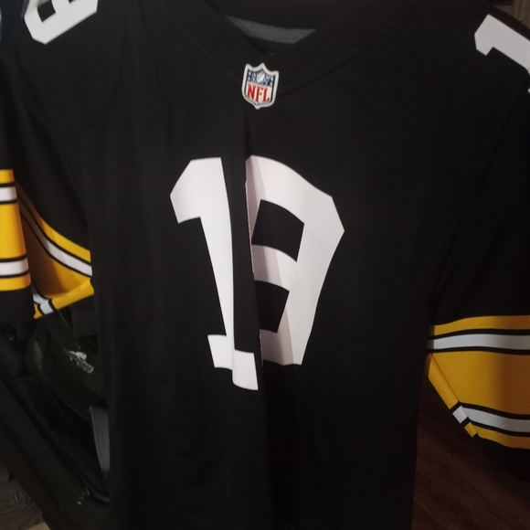 Ju ju Smith sheuster jersey, authentic, Nike, large but seems to fit small - Picture 4 of 4